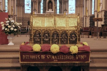 Eucharistie du matin
La châsse